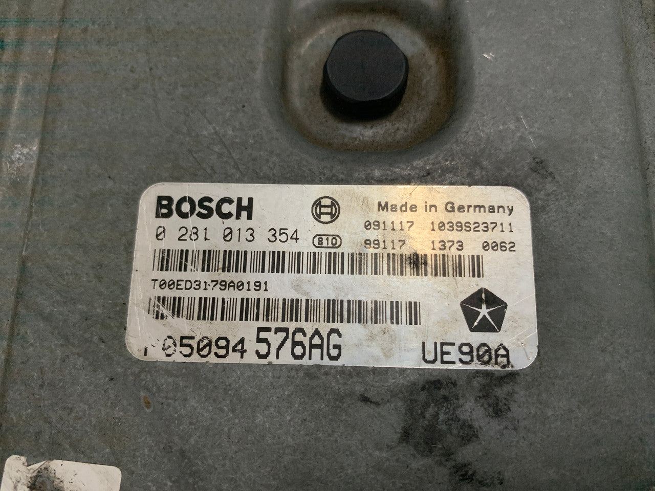 Chrysler, 0281013354, 0 281 013 354, P05094576AG, P05094 576AG