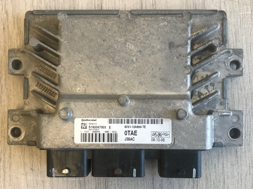 Continental Engine ECU, Ford, EMS2102, J38AC, S180047003 E, 8V21-12A650-TE, OTAE