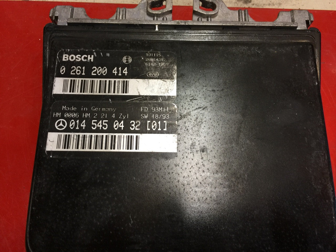Bosch Engine ECU,
Mercedes-Benz
0261200414
0 261 200 414
0145450432
0145450432 01