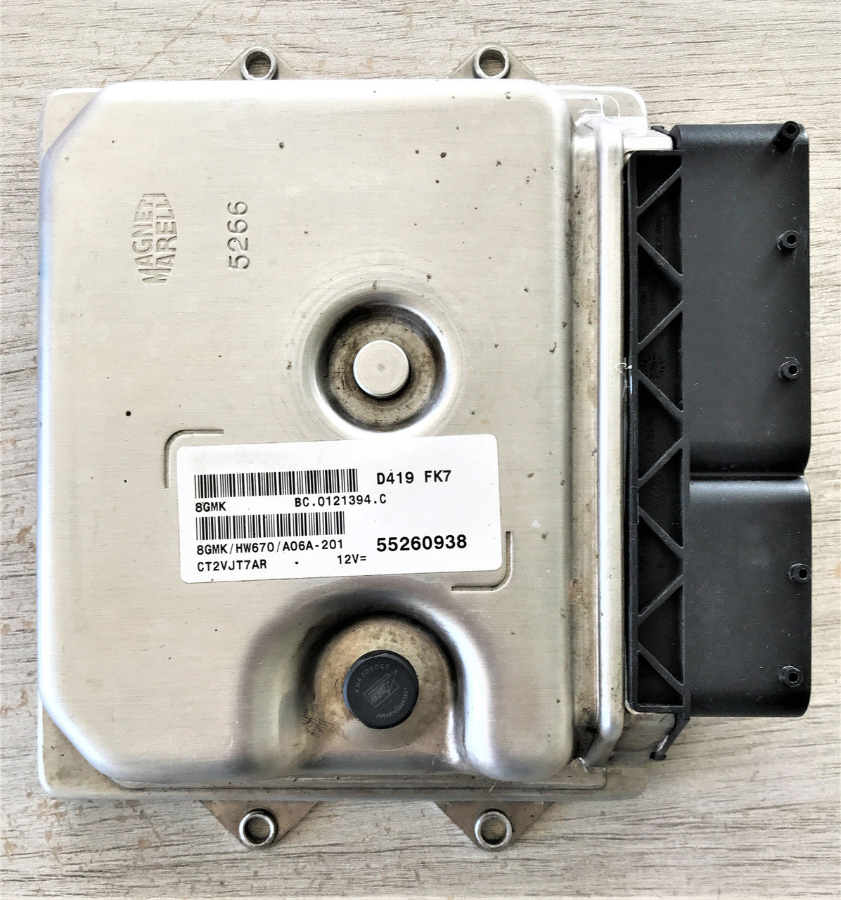 8GMK, 55260938, BC0121394C, BC.0121394.C, HW670