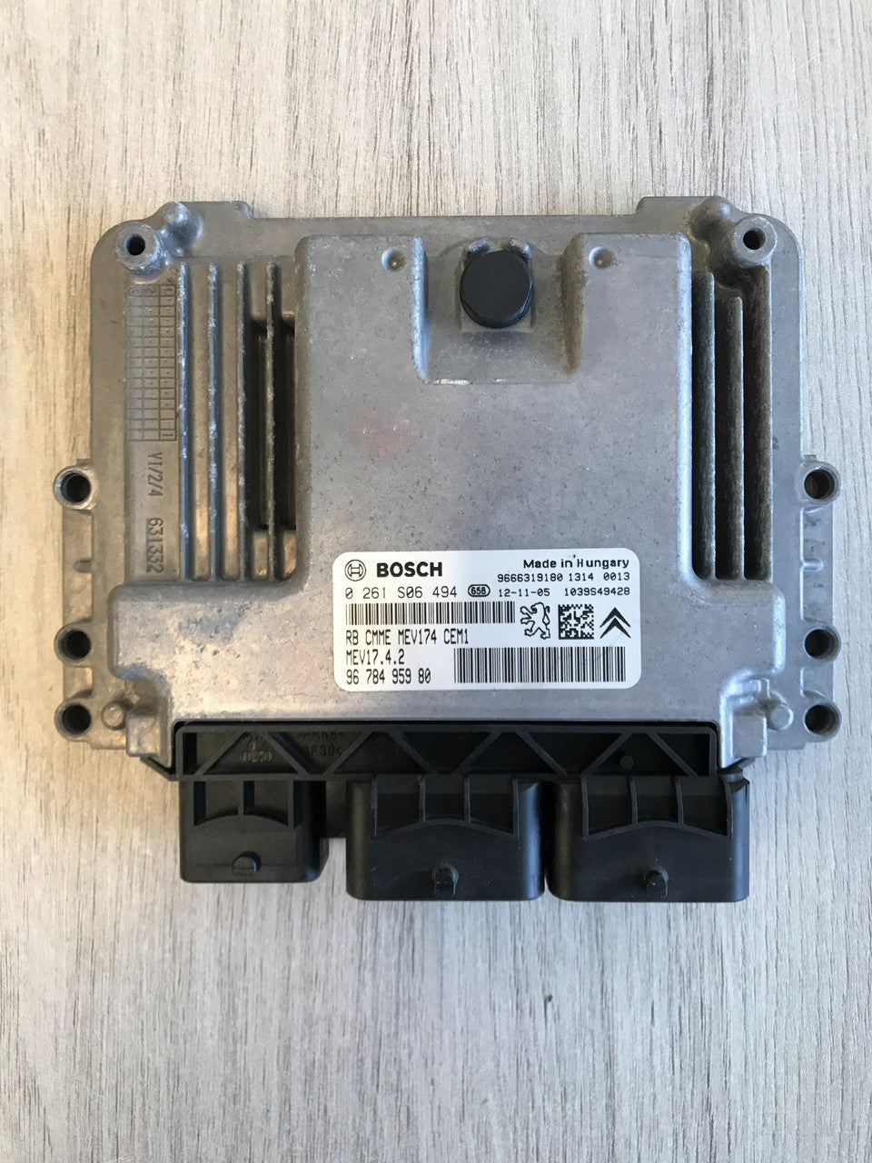 Plug & Play Bosch Engine ECU, PSA, 0261S06494, 0 261 S06 494, 9676594780, 96 765 947 80, MEV1742 (MEV1742 06)