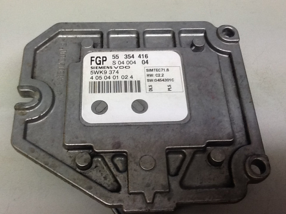 Siemens
55354416 - 55 354 416
S0400404 - S 04 004 04
5WK9374 - 5WK9 374
SIMTEC71.6