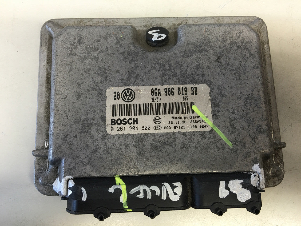 VW, 0261204800, 0 261 204 800, 06A906018BB, 06A 906 018 BB
