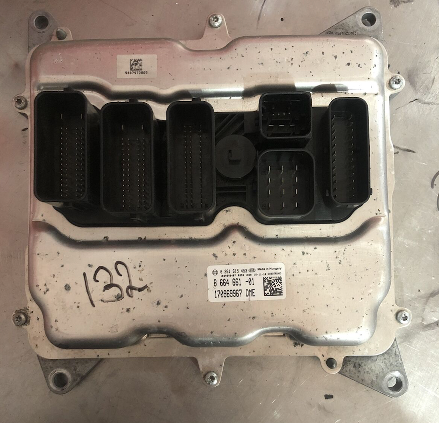 Bosch Engine ECU, BMW, 0261S15453, 0 261 S15 453, DME8664661, DME 8 664 661, 1039S92407