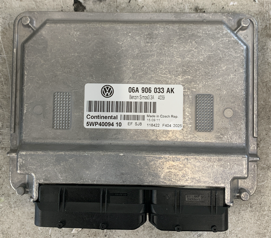 Siemens Engine ECU, VW Beetle 1.6, SIMOS3.3A , 06A906033AK, 06A 906 033 AK, 5WP40095 10