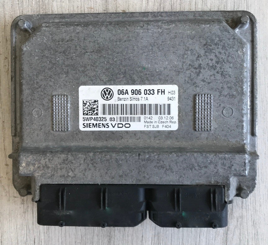 Siemens VDO Engine ECU, VW, Simos 7.1A, 06A906033FH, 06A 906 033 FH, 5WP4032503, 5WP40325 03