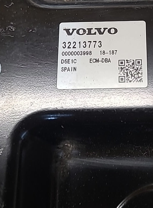 Denso Engine ECU, Volvo V40, 32213773