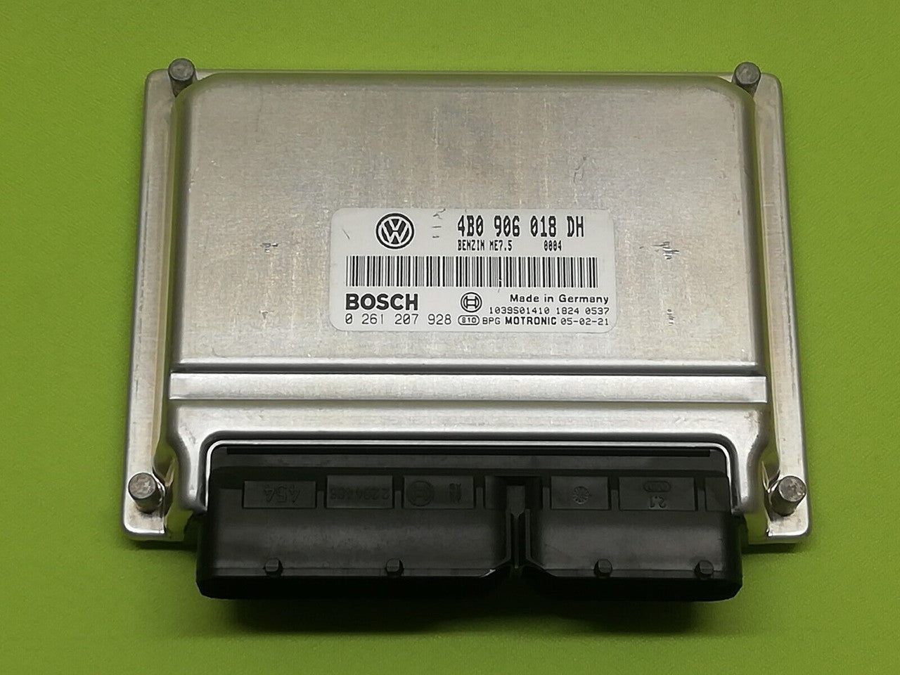 Skoda Superb 1.8L Turbo (AWT), 0261207928, 0 261 207 928, 4B0906018DH, 4B0 906 018 DH, ME7.5