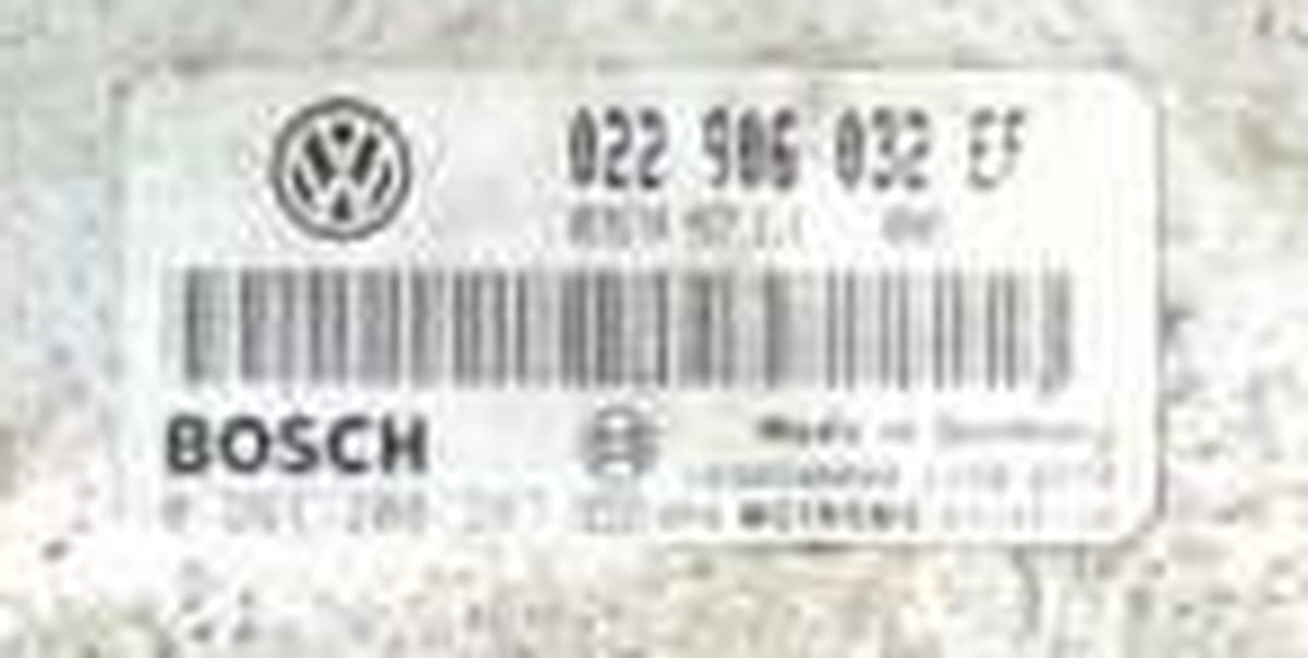 Bosch ME7.1.1 ECU 0261208387 022906032EF label