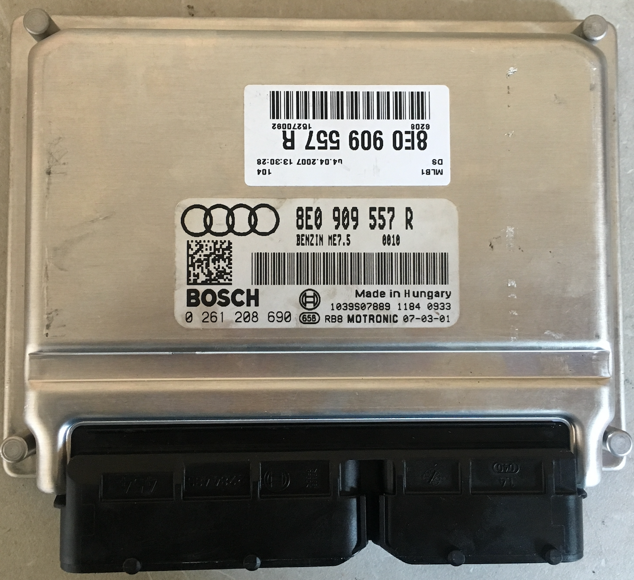 Audi A4 2.0L, 0261208690 , 0 261 208 690, 8E0909557R, 8E0 909 557 R, ME7.5