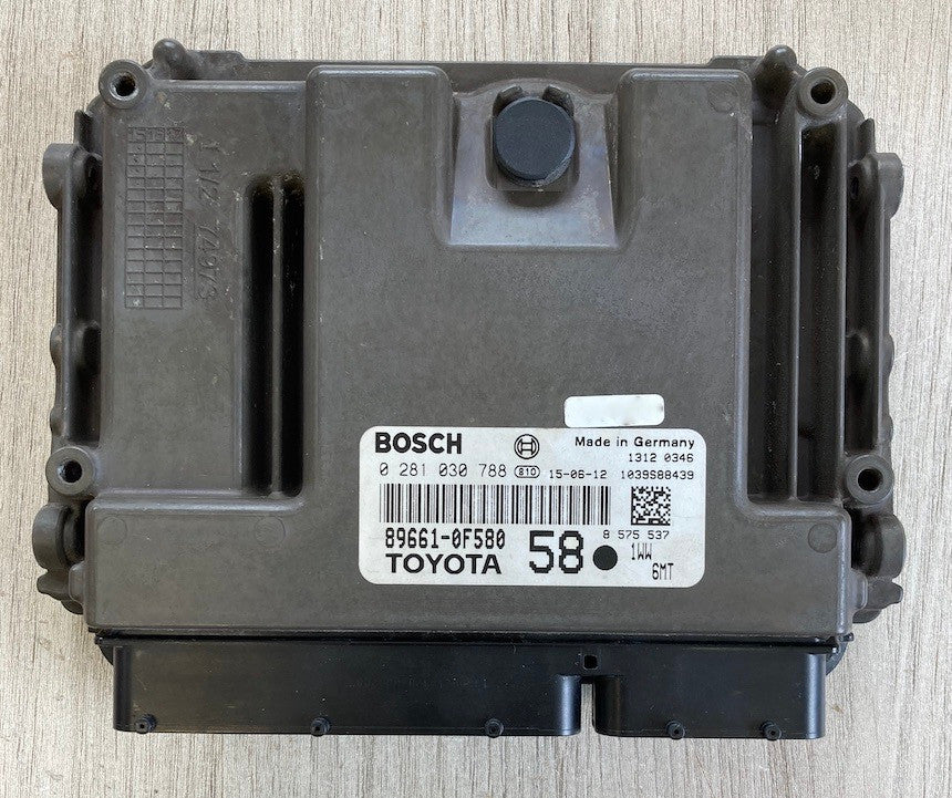 Bosch Engine ECU, Toyota Verso 1.6 D4-D, 0281030788, 0 281 030 788, 896610F580, 89661-0F580
