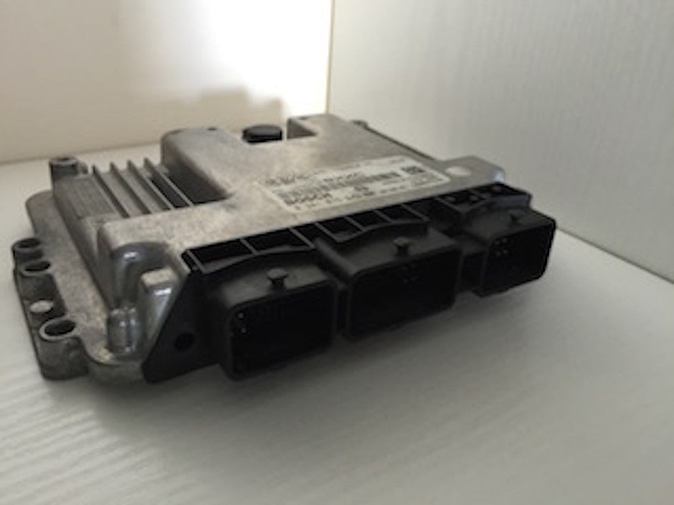 Ford Focus 1.6 Engine ECU, 0 281 011 701, 0281011701, 6M51-12A650-NA, 9BXA