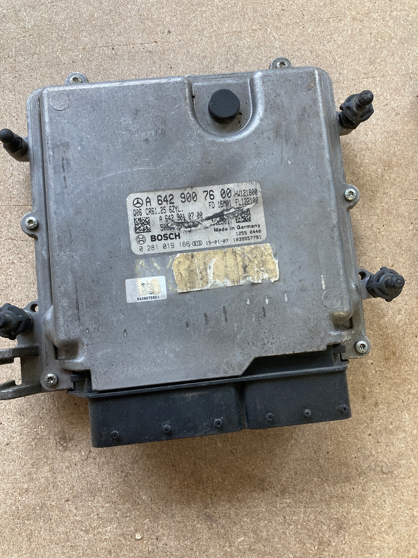 ECU de motor Bosch Plug & Play, 0 281 034 413, 0281034413, A 642 900 84 01, A6429008401, A6429012600, A 642 901 26 00, CR61.30