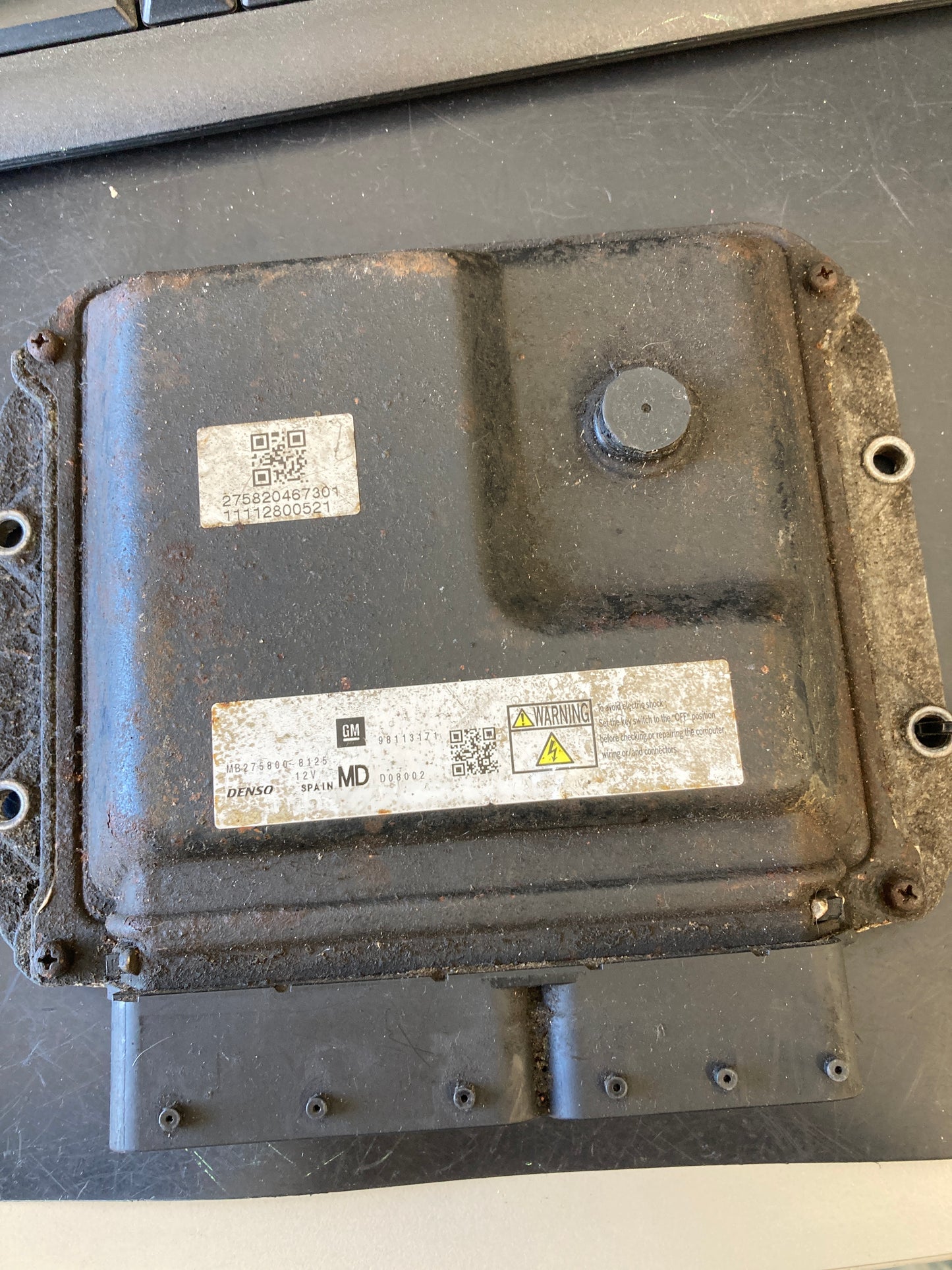 Opel Corsa ECU del motor DENSO 1.7 CDTi, MB275800-8125, 98113171, MD