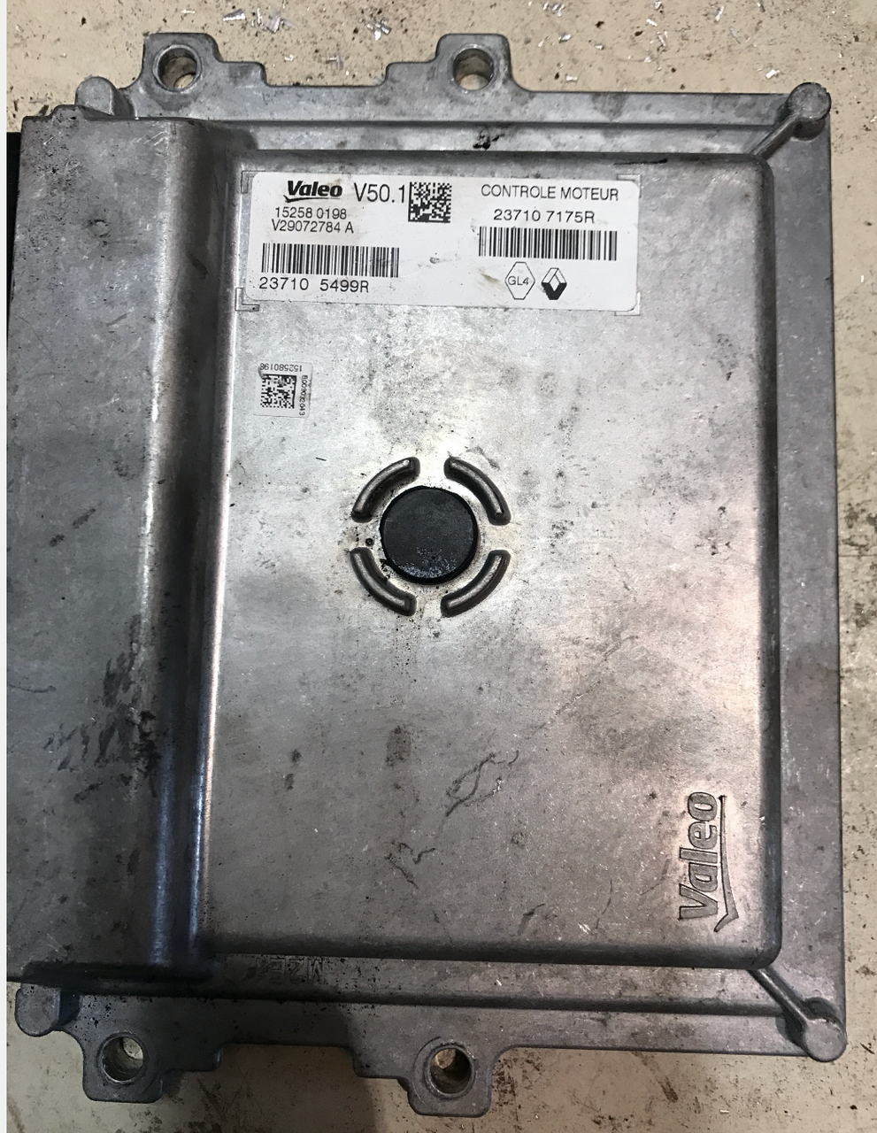 Renault, V29072784A, V29072784 A, 23710 7175R, 23710 5499R, V50.1
