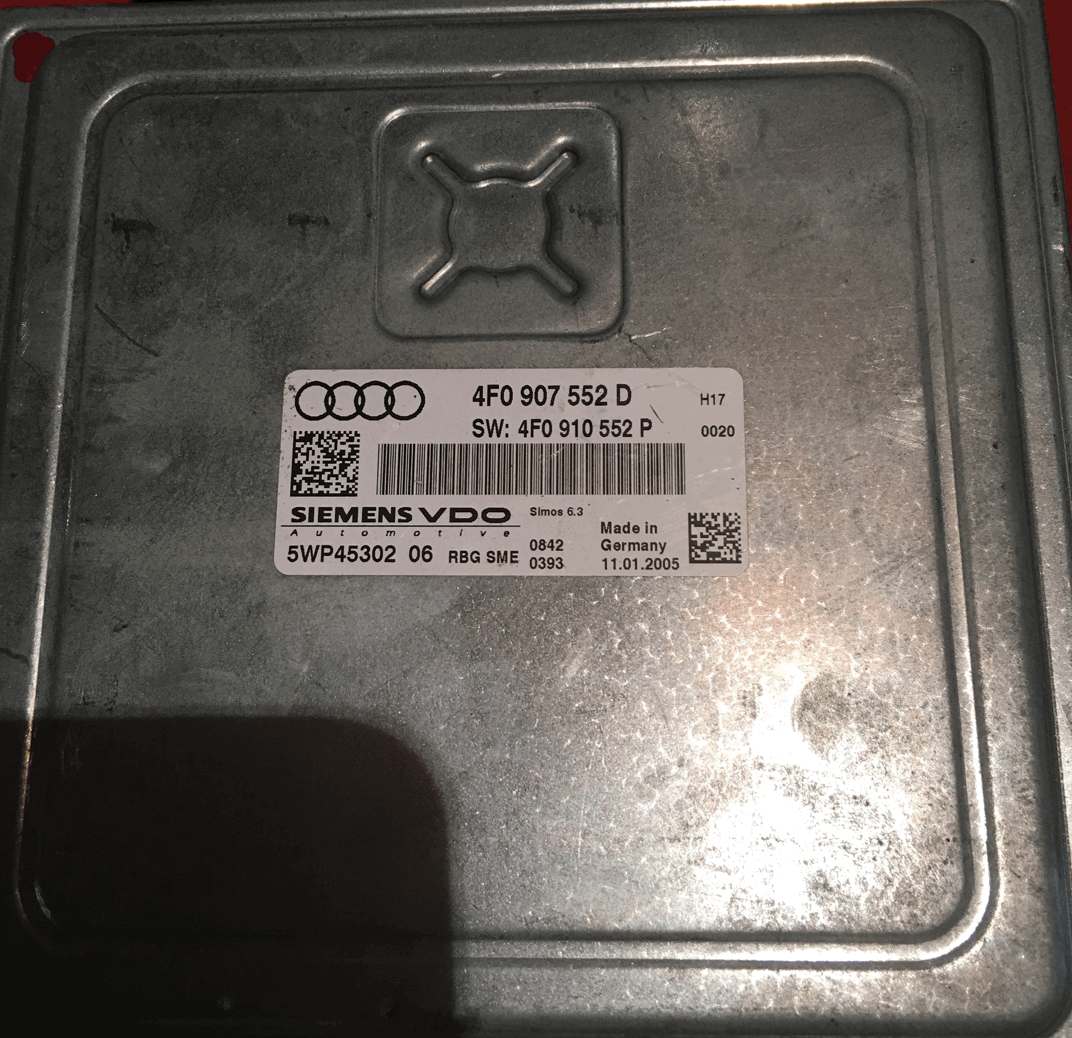 SiemensVDO Engine ECU, 4F0907552D, 4F0 907 552 D, SW: 4F0910552P, 4F0 910 552 P, 5WP45302 06, SIMOS 6.3