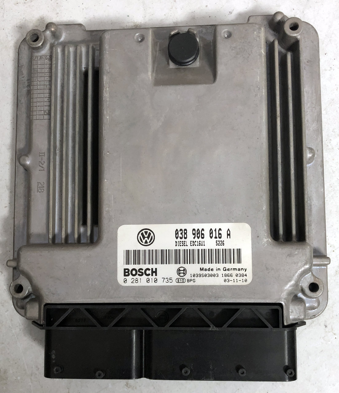 VW California, Caravelle, Multivan, Transporter T5 1.9 TDI, 0281010735, 0 281 010 735, 038906016A, 038 906 016 A, EDC16U1