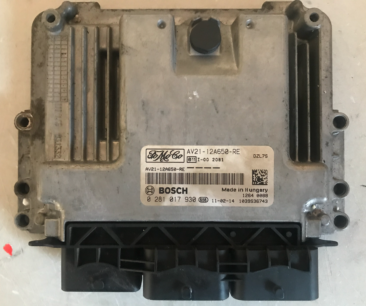 Bosch Engine ECU, 0281017930, 0 281 017 930, AV21-12A650-RE