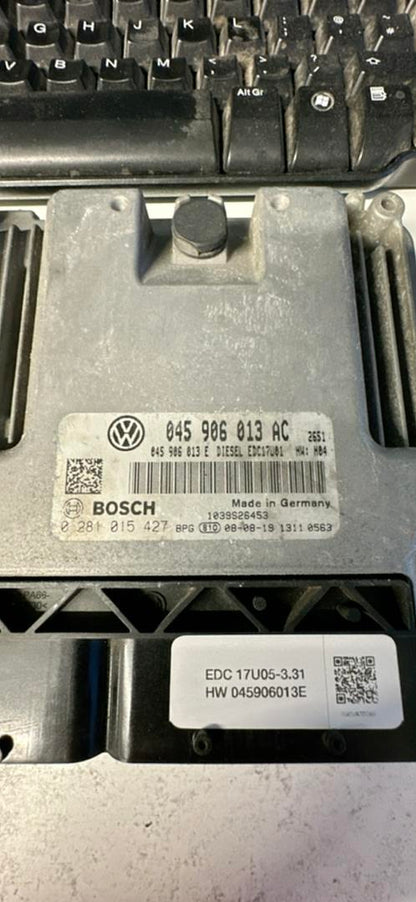 EDC 17U05-3.31 HW 045906013E VAG MASTER